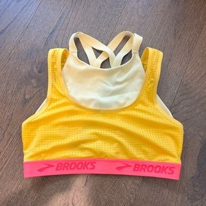 Brooks sports bra